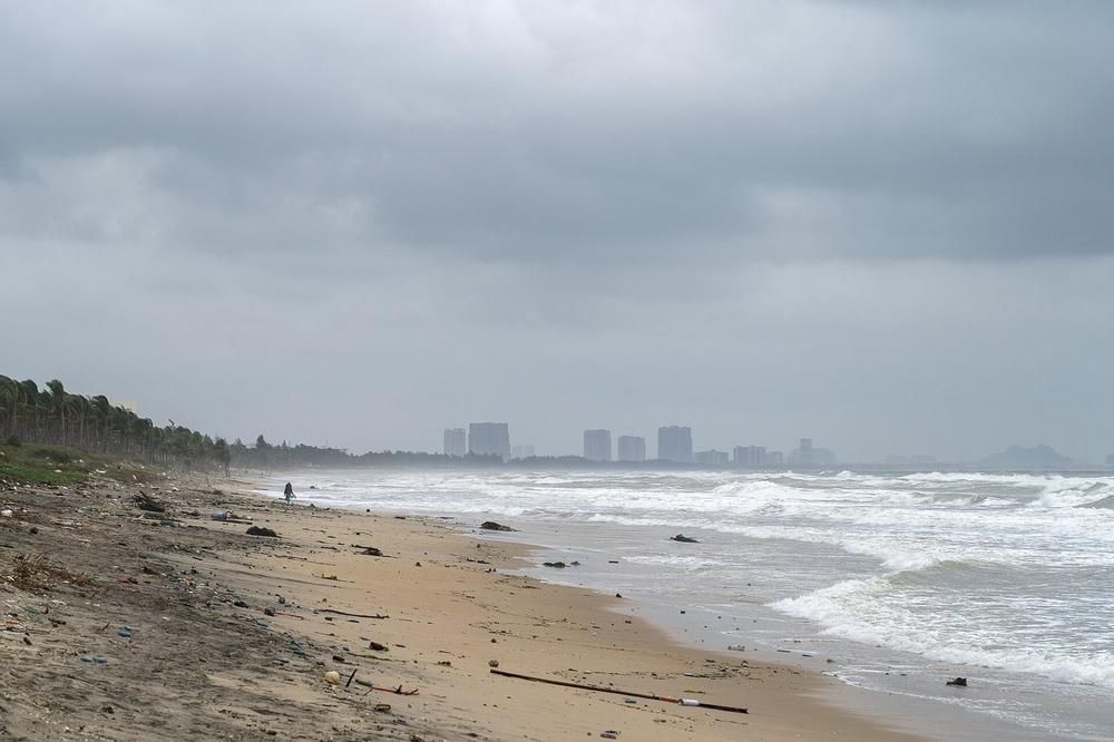 An empty stretch of An Bang beach late in the afternoon An empty stretch of An Bang beach late in the afternoon